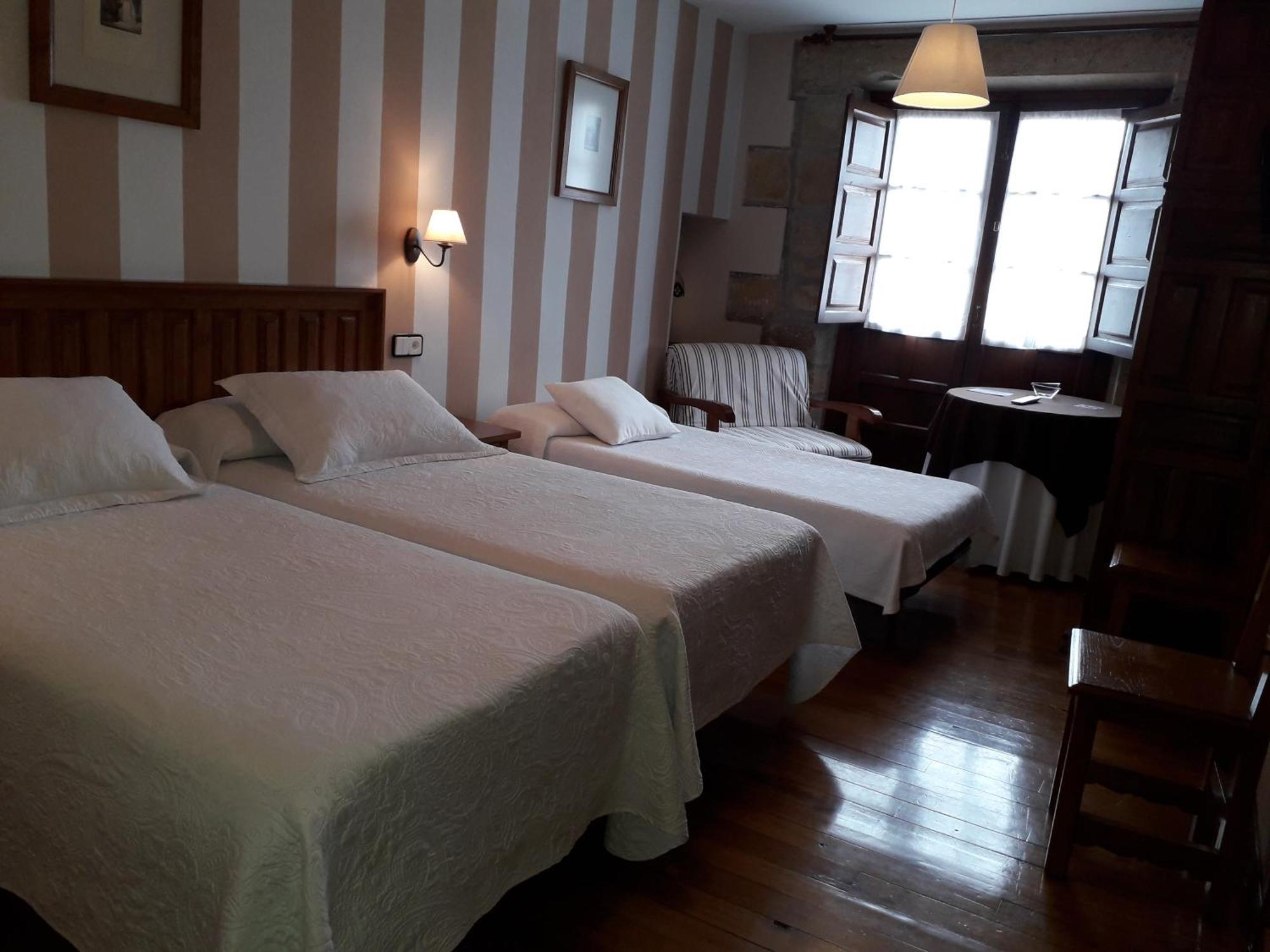 Posada Santa Juliana ซันติยานาเดลมาร์ ห้อง รูปภาพ